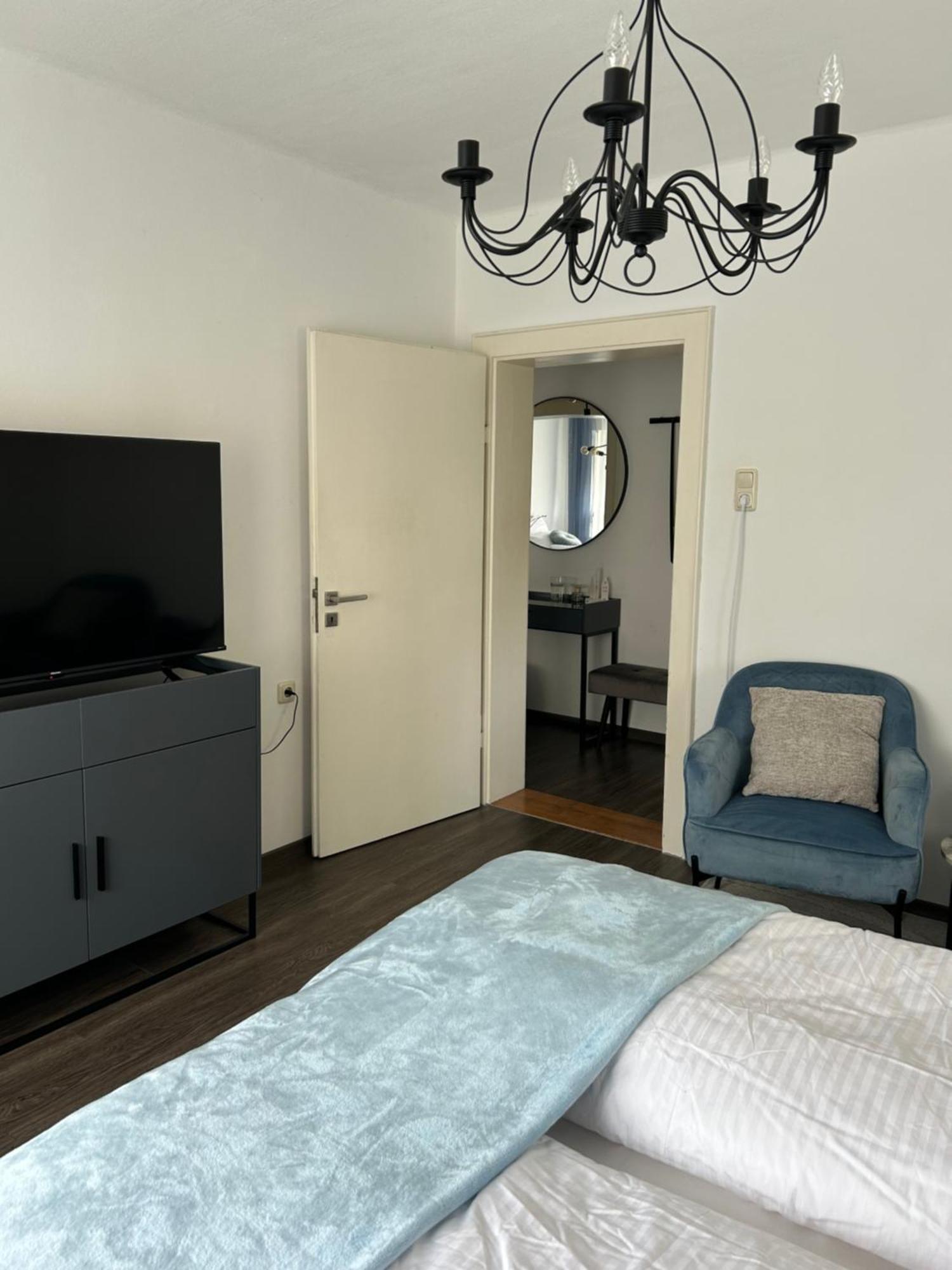 Mintara Apartment Charme Der Stadt Parkplatz Netflix Und Sky Lichtenfels  Ngoại thất bức ảnh